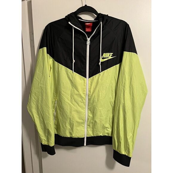 Nike Mens Nsw Windrunner Windbreaker Woven Jacket Small S 544119-703 Volt 2014 - Picture 1 of 3